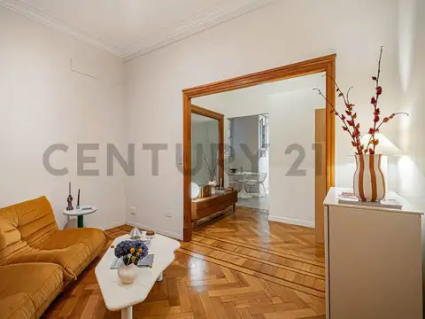 Departamento en Venta en Balvanera, USD 143.000