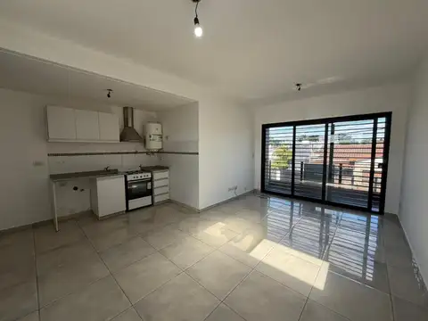 Departamento en Alquiler con 1 cocheras