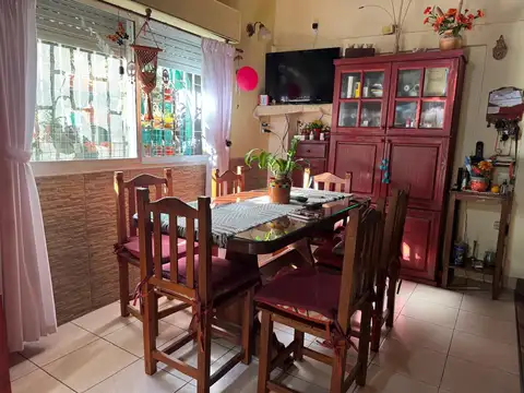 VENTA CASA EZPELETA ESTE - 4 AMBIENTES