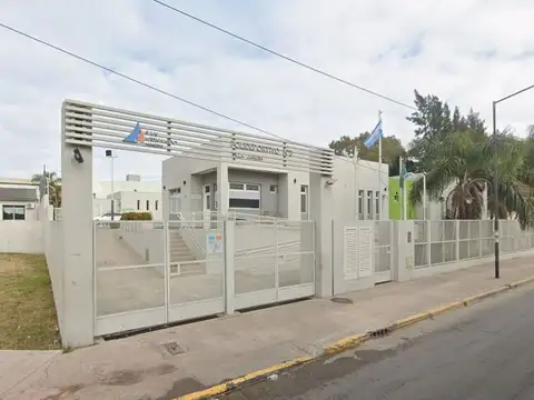 CASA EN VENTA 3 AMB VILLA JARDIN