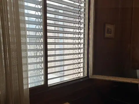 Oportunidad - Impecable Oficina en Tribunales