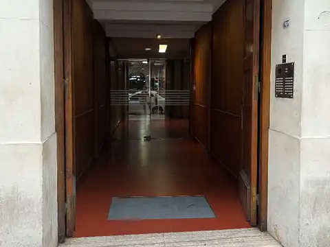 Oficina en Venta en Tribunales, USD 38.000