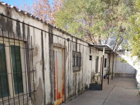 VENDO CHALET HOSTEL + 4 DEPARTAMENTOS