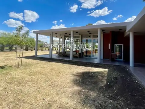 Terreno en Venta de 588,0 m2