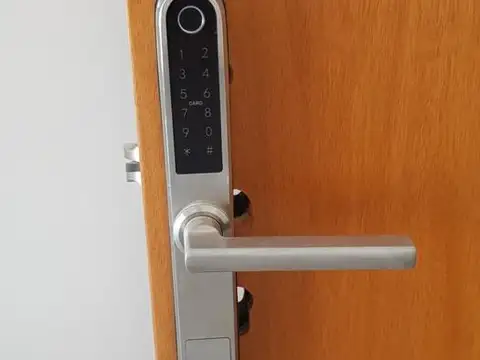 Monoambiente al frente a Estrenar en Monte Castro