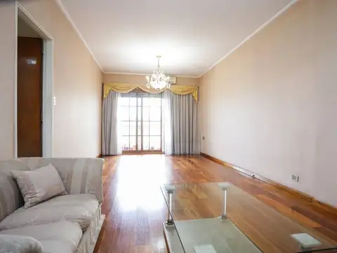 VENTA DEPARTAMENTO 4 AMBIENTES EN FLORESTA