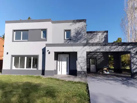OPORTUNIDAD!!! Venta de casa  estrenar  en  Boca Ratón
