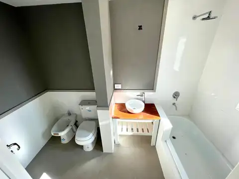 Casa en Alquiler al Este