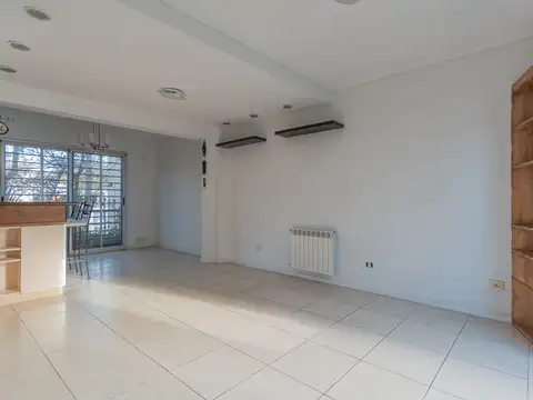 Departamento en venta  de 3 ambientes en La Calabria, San Isidro