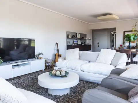 Departamento 4 ambientes con 2 baños
