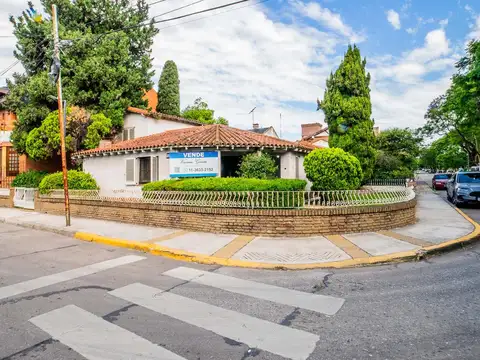 Venta. Casa en Saavedra. 3 dormitorios 