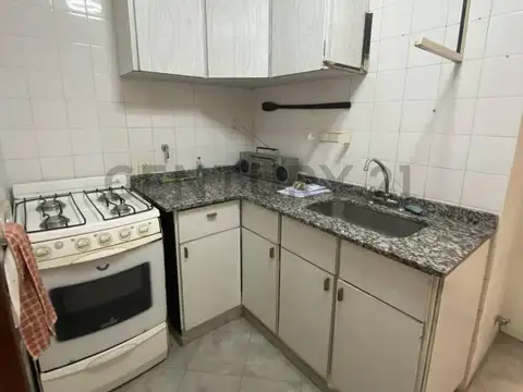 Departamento en Venta en Flores, USD 100.000