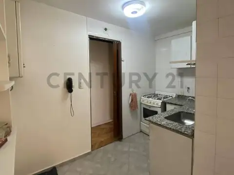 Semipiso 3 Ambientes con Balcón y Vista Abierta | Luz y Ubicación Premium en Av. Gaona