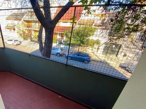 Depto Tipo Casa 4 ambientes con 2 baños