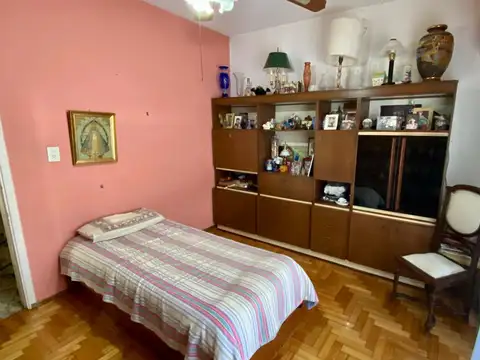 Depto Tipo Casa en Venta 50 años