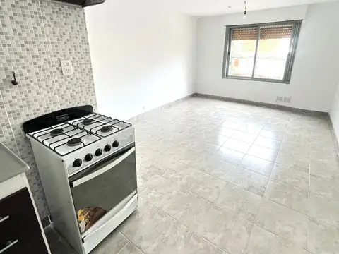 VENTA MONOAMBIENTE EN CASTELAR