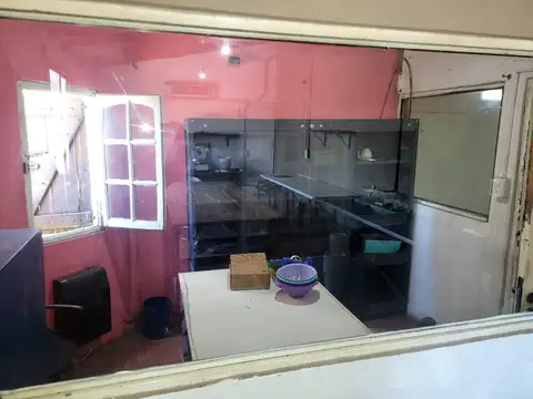 Local en Alquiler en Longchamps, $ 1.300.000