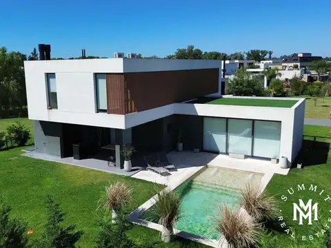 Casa en Venta al Noroeste