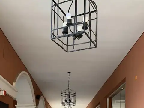 LOCAL EN VENTA C COCHERA SUB PUEBLO CAAMAÑO PILAR