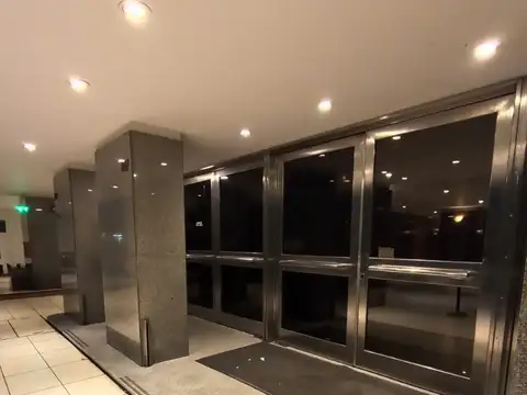 Oficina 2 ambientes con 1 baño