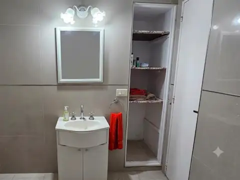 Oportunidad en San Isidro: Departamento 2 Ambientes con patio. Apto Crédito