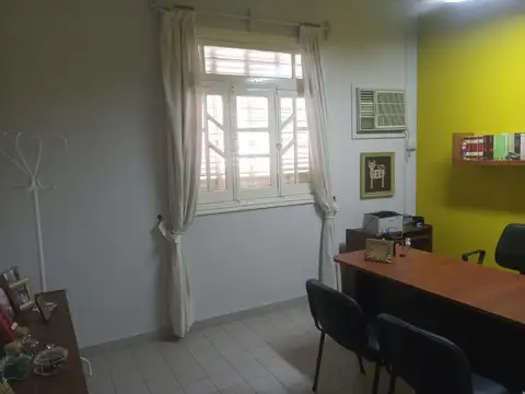 Oficina en Venta al Este