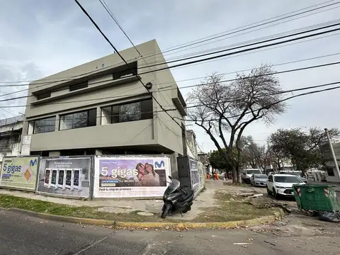 Casa tipo triplex en ph a estrenar con cochera en VENTA