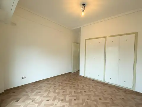 Depto Tipo Casa en Venta en Villa Luro, USD 115.000