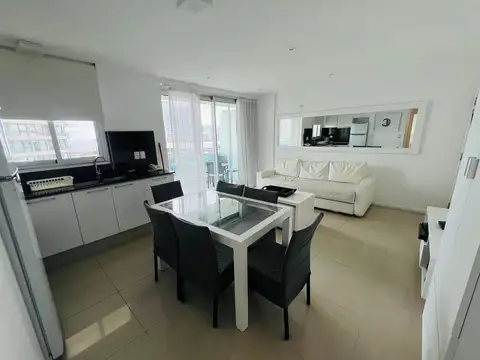Departamento en Venta en Playa Mansa, USD 275.000