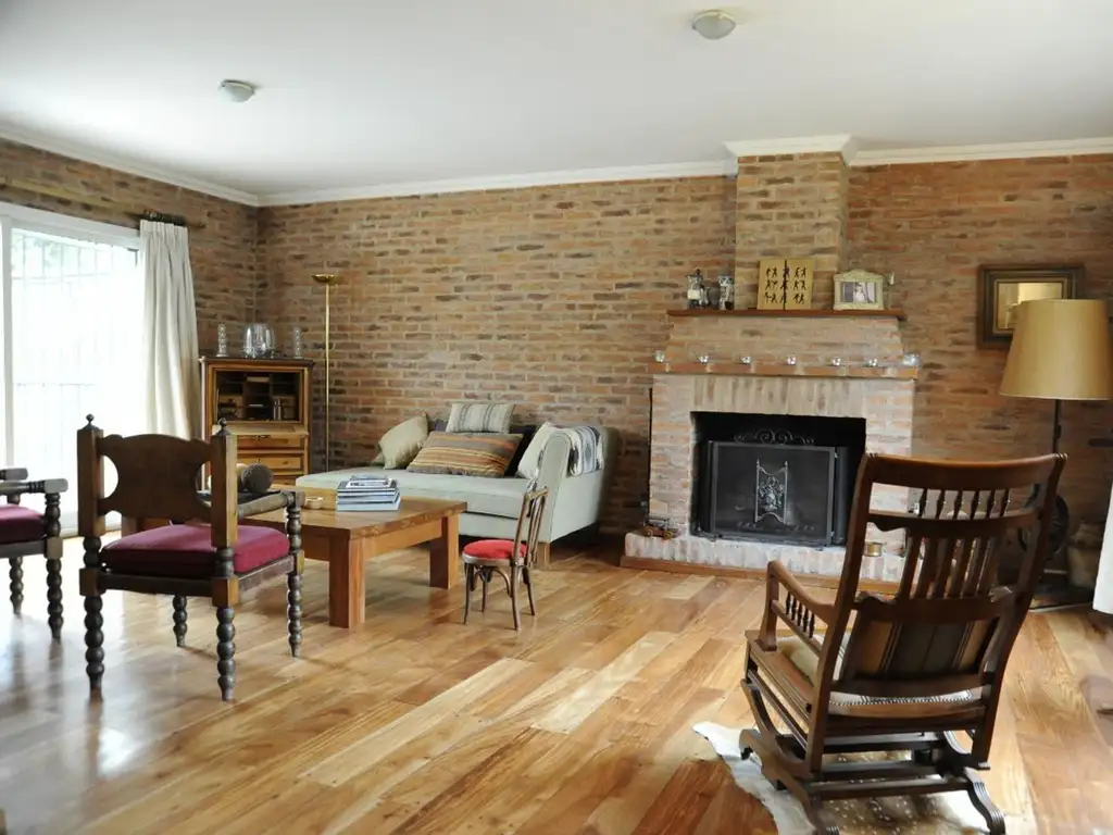 Casa en Venta - 4 dormitorios -