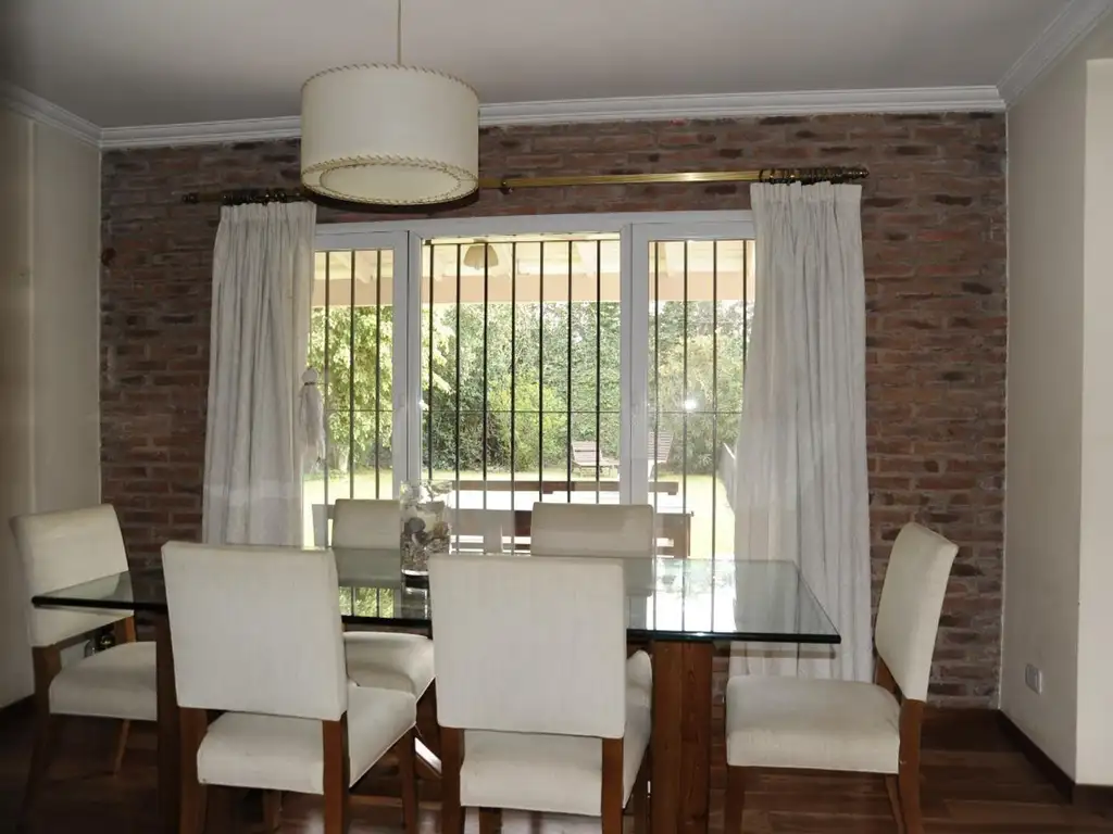 Casa en Venta - Los Aromos