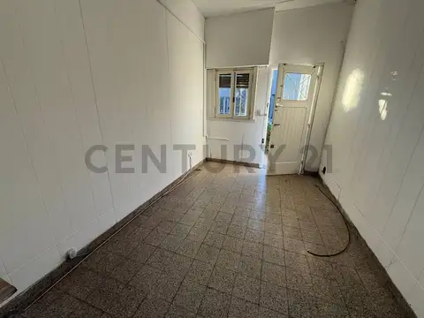Casa en Alquiler en La Plata, $ 450.000