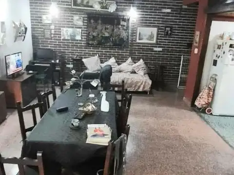 Depto Tipo Casa en Venta de 4 ambientes