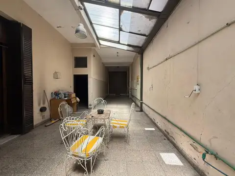 VENTA EN BLOCK: Local, Vivienda, Galpón y departamento 3 ambientes. IDEAL 2 FAMILIAS