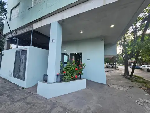 San Lorenzo 1200, Piso 1