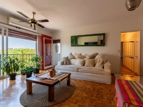 VENTA DEPARTAMENTO 4 AMB. VTE LOPEZ MUY LUMINOSO