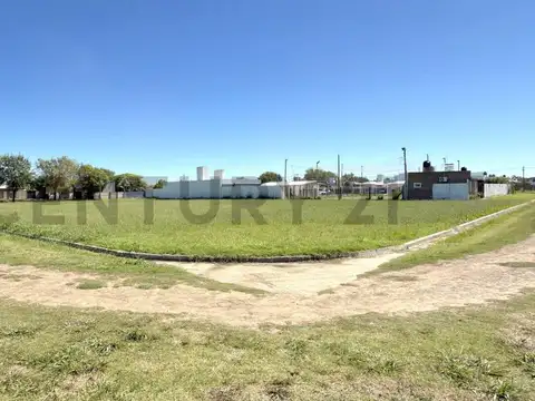 Terreno en Venta 28  mts Fondo