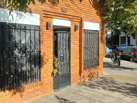 Depto Tipo Casa 2 ambientes con 1 baño