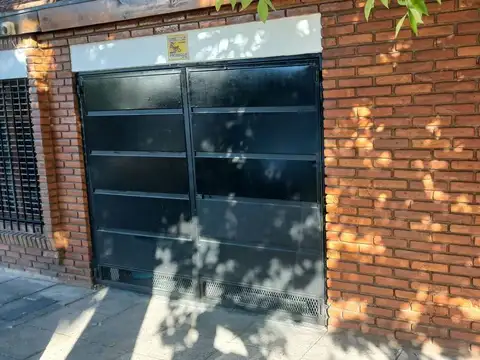 Depto Tipo Casa en Venta con 1 cocheras