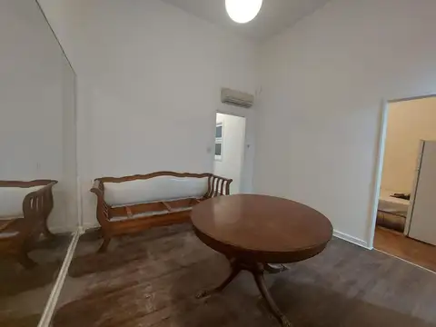 Riobamba 700 , Piso PB