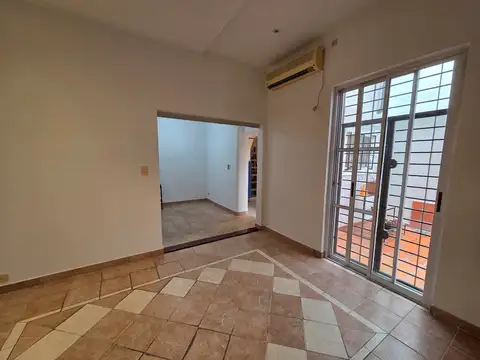 Depto Tipo Casa en Venta 50 años