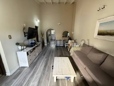 Cabrera 2300, Piso 0