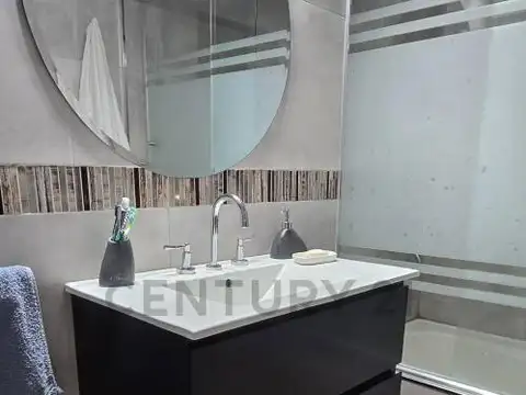 Cabrera 2300, Piso 0