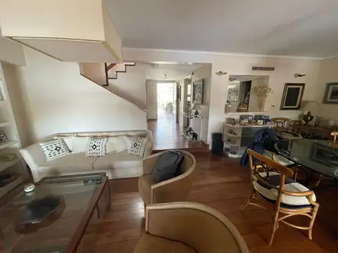 Departamento 5 ambientes con 2 baños