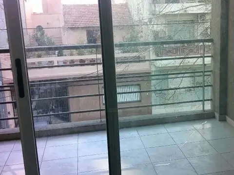 Departamento en Alquiler con 1 cochera