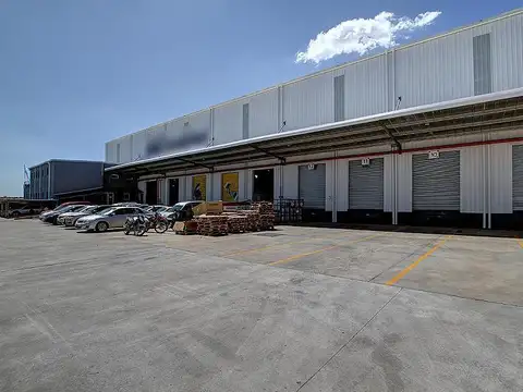 Galpon en Alquiler 119  mts Fondo