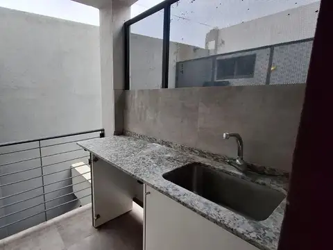 Departamento 4 ambientes con 1 baño