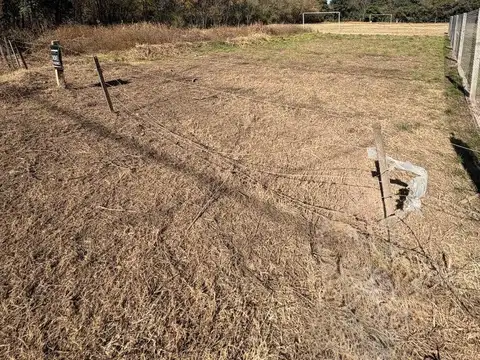 Terreno en Venta en Villa Esquiu, USD 20.000