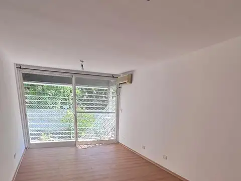 Departamento en Alquiler en San Isidro Centro, $ 950.000