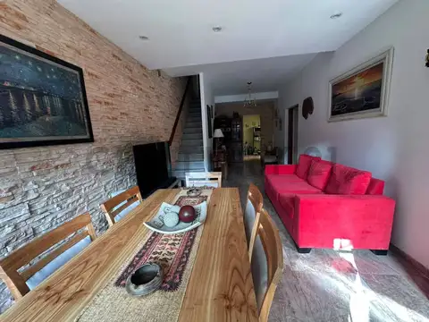 Casa en Venta con 1 cochera